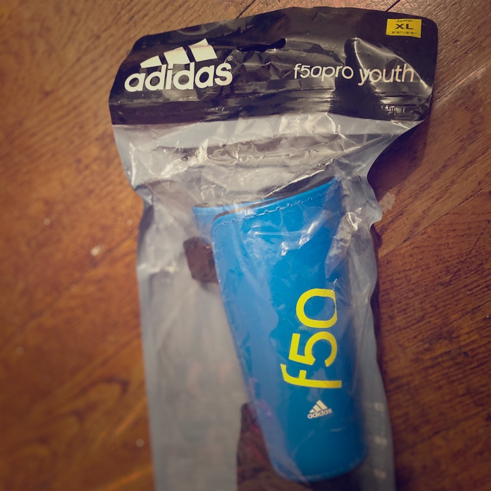 Adidas soccer shin guards